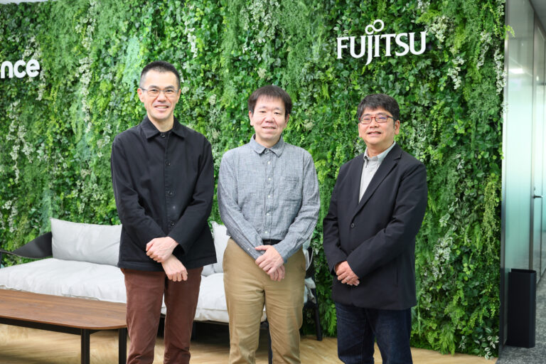 富士通株式会社